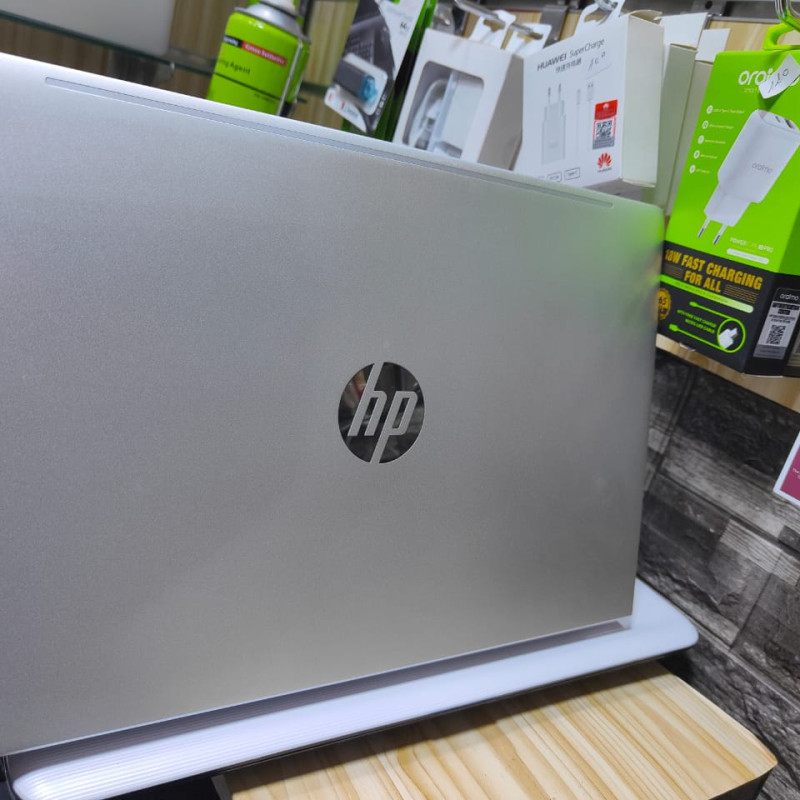 HP probook 450 G8 core i7 11em génération
