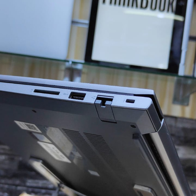 Lenovo IdeaPad i7 11em